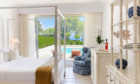 LUXURY FAMILY SUITE SEA VIEW PRIVATE POOL