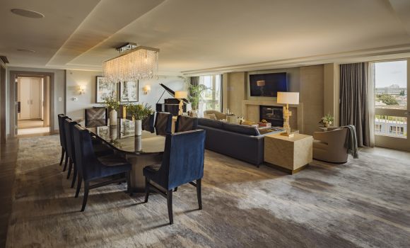 Palm Suite