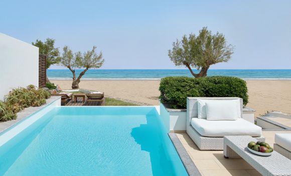 THE GRAND BEACH RESIDENCE SEAFRONT WITH 2 PRIVATE HEATED POOLS & GARDEN