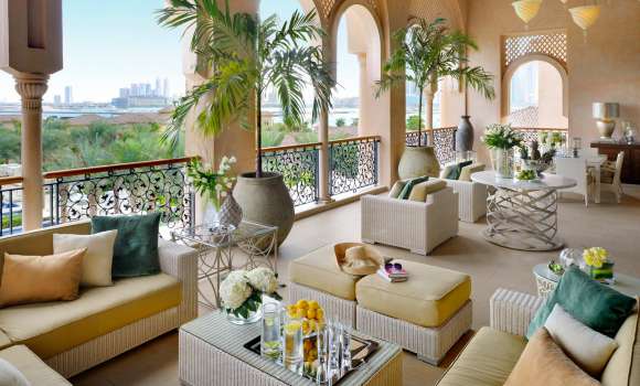 Palm Manor Grand Suite