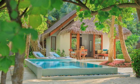 Beach Deluxe Villa with Pool