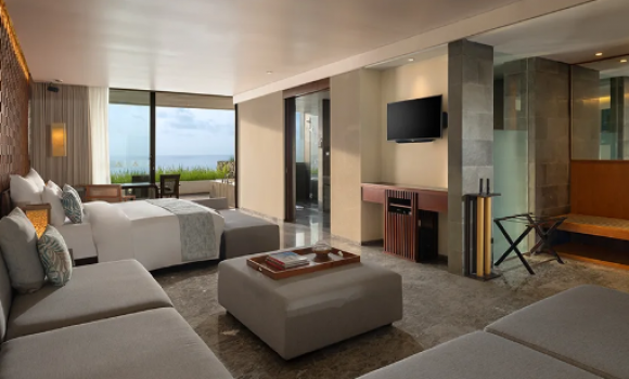 Ocean Front Suite