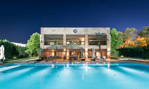 Tiara Villa