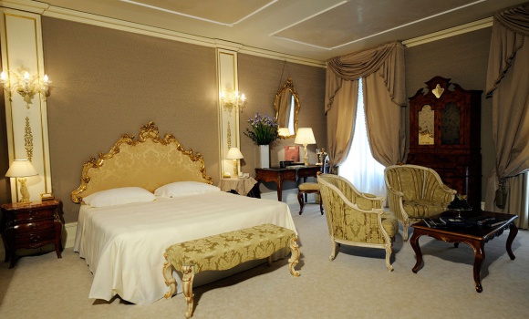 Sagredo Venetian Junior Suite