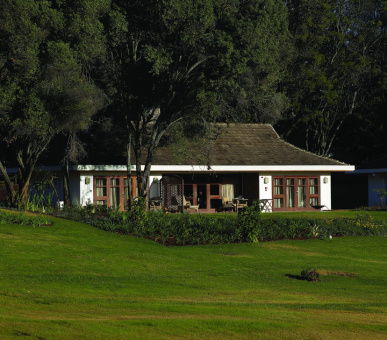 Фото Fairmont Mount Kenya Safari Club  (Кения, Национальный заповедник Масаи Мара) 18