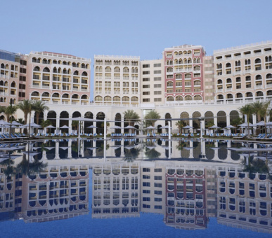 Фото The Ritz Carlton Abu Dhabi Grand Canal (ОАЭ, Абу-Даби) 26