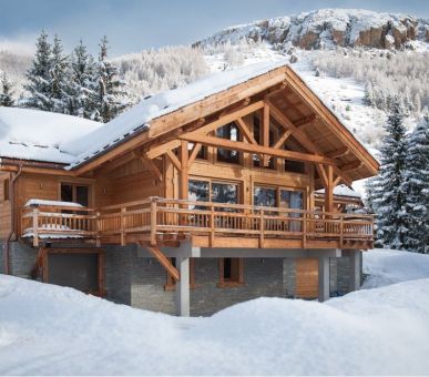 The Mountain House luxury chalet