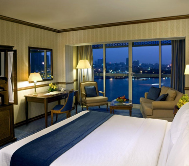 Фото Sheraton Dubai Creek Hotel & Towers (ОАЭ, Дубаи) 2
