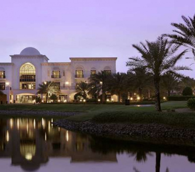 Фото The Address Montgomerie Golf Resort (Дубаи, Город Дубаи) 1