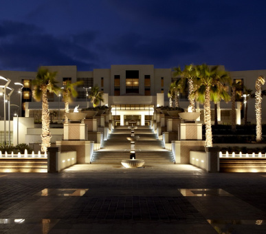 Фото Park Hyatt Abu Dhabi Hotel and Villas (Абу-Даби, Остров Саадят) 1