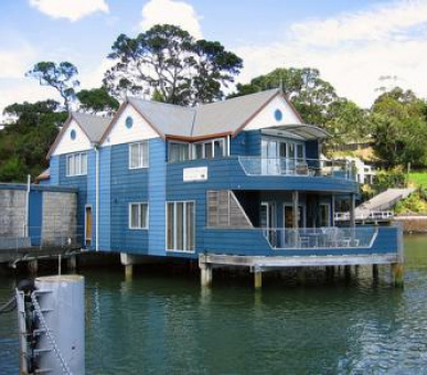 Фото The Boathouse Luxury Apartments (Новая Зеландия, Бей-оф-Айлендс) 2
