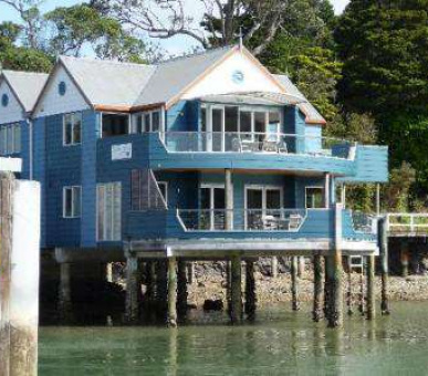 Фото The Boathouse Luxury Apartments (Новая Зеландия, Бей-оф-Айлендс) 1
