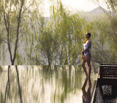 Фото Four Seasons Hotel Hangzhou at West Lake (Китай, Ханчжоу) 9
