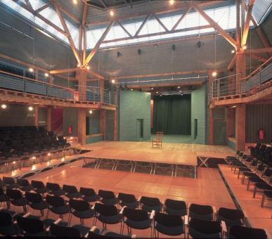 Фото Bedales School (Великобритания, Средняя школа) 11