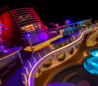 Фото Лайнер Disney Magic (Круизы, Disney Cruise Line) 4