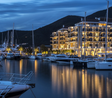 Фото Regent Porto Montenegro 18