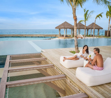 Фото InterContinental Maldives Maamunagau Resort 17