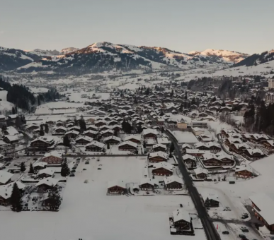 Фото Ultima Hotel Gstaad 1