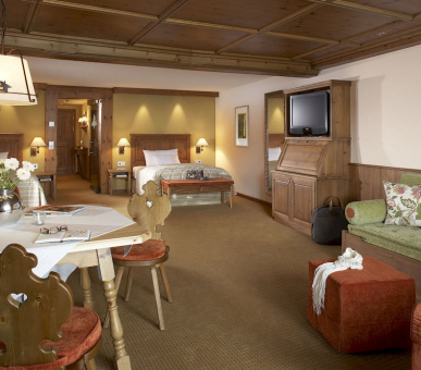 Фото Interalpen-Hotel Tyrol de Luxe (Австрия, Зеефельд) 12