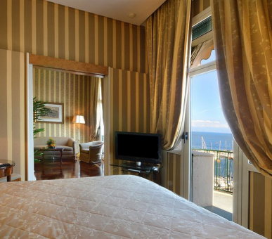 Фото Grand Hotel Vesuvio (Италия, Неаполь) 10