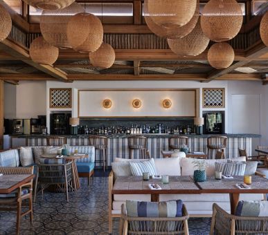 Фото Myconian Sunrise Relais & Chateaux 9
