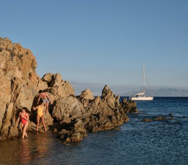 Фото Myconian Sunrise Relais & Chateaux 15