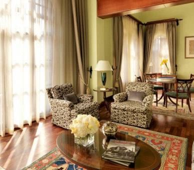 Фото Four Seasons Hotel Istanbul at Sultanahmet 28