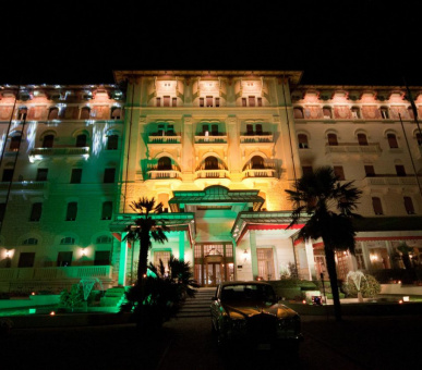 Фото Grand Hotel Palazzo Della Fonte (Италия, Фьюджи) 19