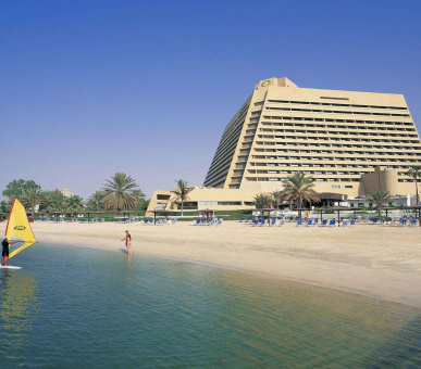 Фото Radisson Blue Resort Hotel Sharjah (ОАЭ, Шарджа) 1