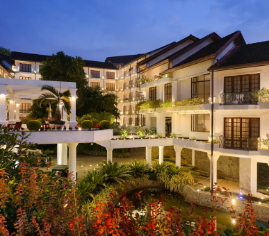 Фото Mahaweli Reach Hotel (Шри Ланка, Канди) 1