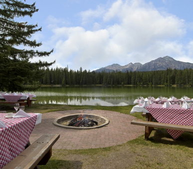 Фото The Fairmont Jasper Park Lodge (Канада, Яспер, штат Альберта) 13