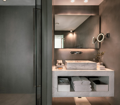 Фото Grace Hotel, Auberge Resorts Collection 4
