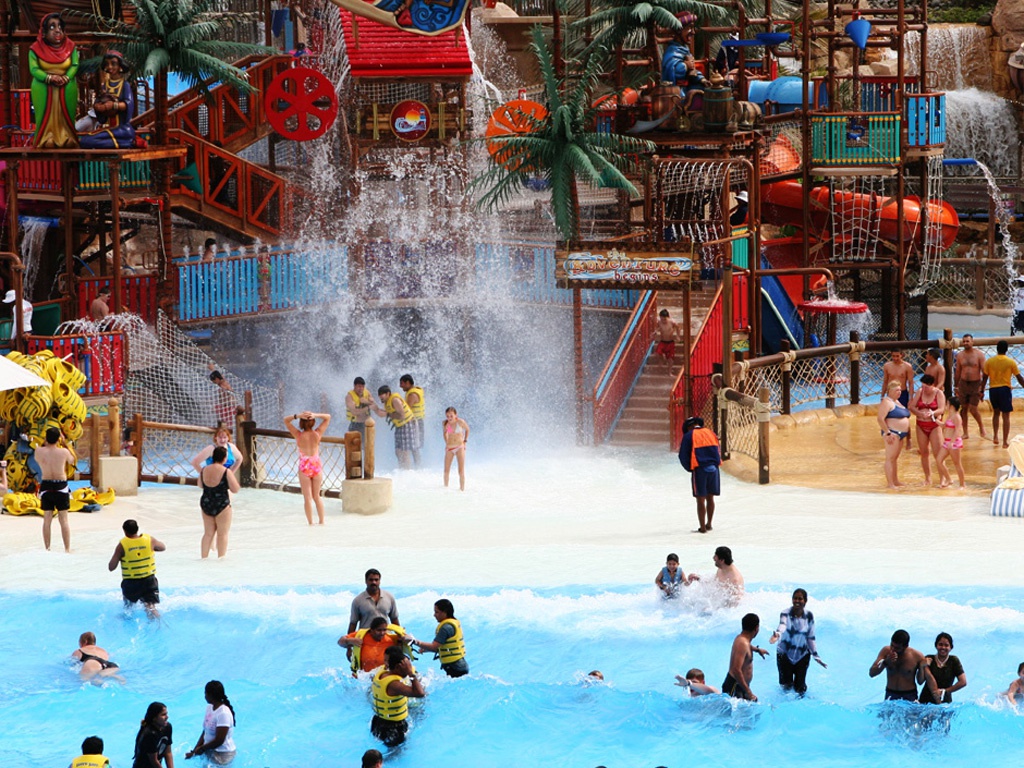 Водный парк развлечений. Аквапарк Wild Wadi Water Park. Аквапарк вилд Вади ОАЭ. Аквапарк Вандерленд Дубай. Аквапарк Дубай Jumeirah.